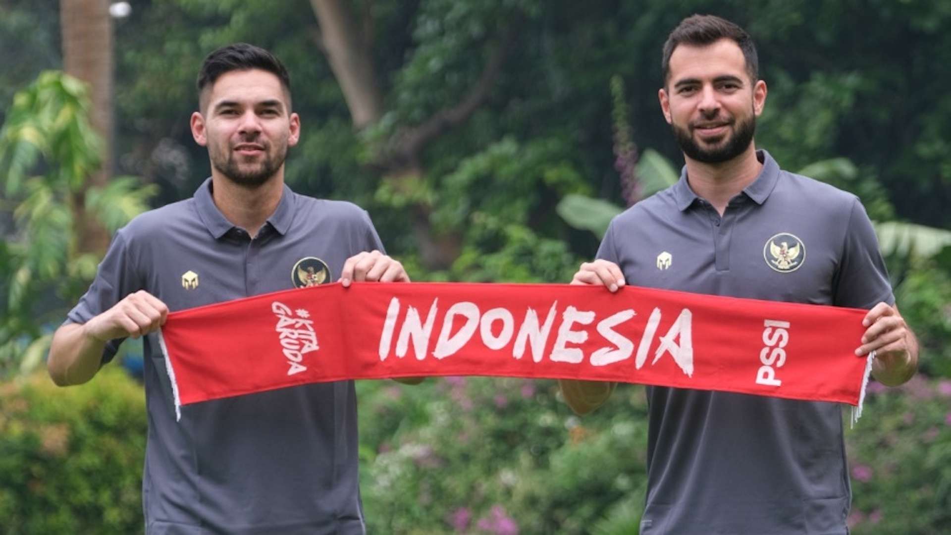 球员们将通 球员们将通