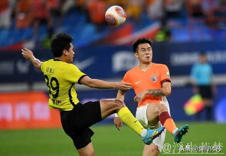 中超-李新翔传射建功阿齐兹双响 海港3-3西海岸握手言和