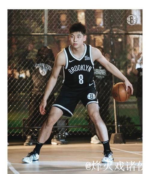 崔永熙新赛季选择8号球衣 官方身高定为1米98